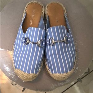 Madden girl slip on’s